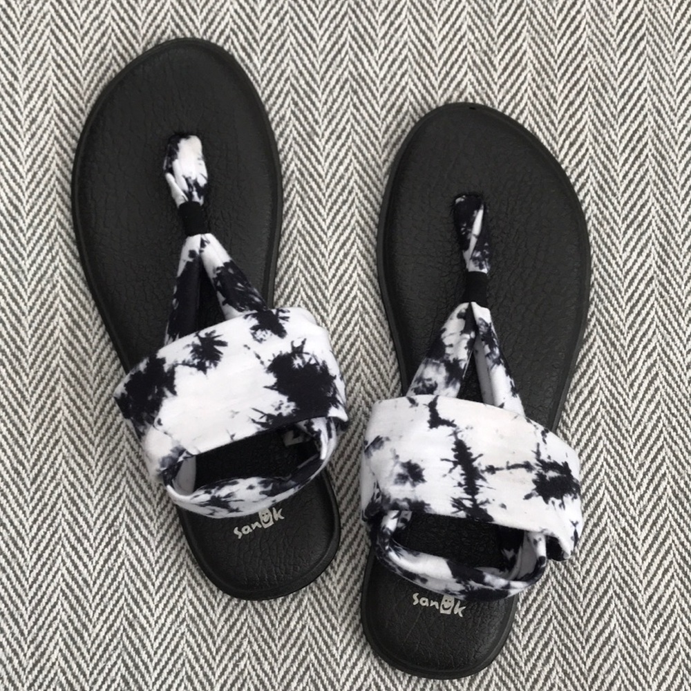 Sanuk Tie Dye Sandals